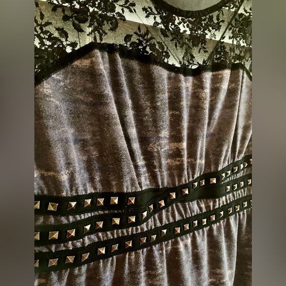 Chic Black and Grey Lace Mini Dress - Picture 2 of 5